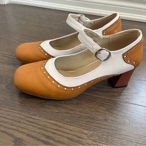 Size 9 (EUR 40) womens mid heel Mary Jane shoes